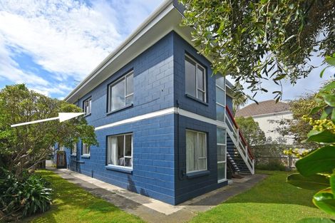 Photo of property in 218u8 Onepu Road, Lyall Bay, Wellington, 6022