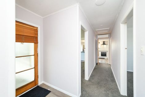 Photo of property in 27 Aspiring Avenue, Milson, Palmerston North, 4414