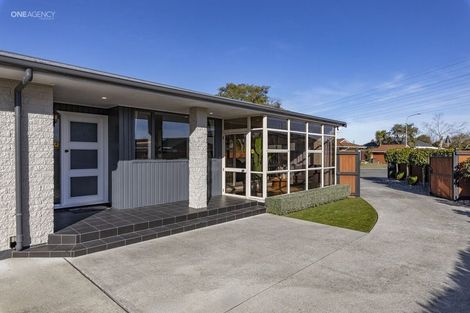 Photo of property in 8 Springmead Place, Hornby, Christchurch, 8042
