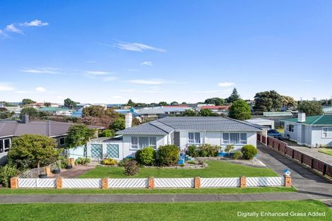 Photo of property in 201 Cornfoot Street, Castlecliff, Whanganui, 4501
