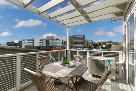 Photo of property in 239u8 Adelaide Road, Newtown, Wellington, 6021