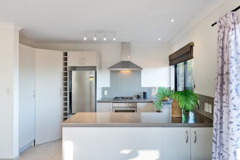 Photo of property in 230b Sturges Road, Henderson, Auckland, 0612