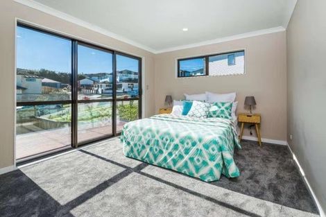 Photo of property in 5 Kahu Close, Orewa, 0931