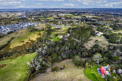 Photo of property in 53 Red Hills Road, Massey, Auckland, 0614