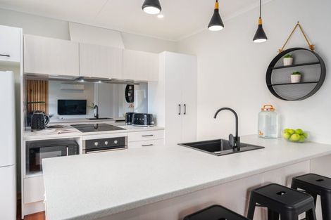 Photo of property in 53 Handyside Street, Tawa, Wellington, 5028