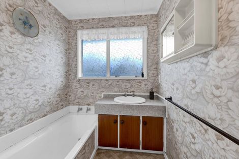 Photo of property in 17a Hamlet Street, Stratford, 4332