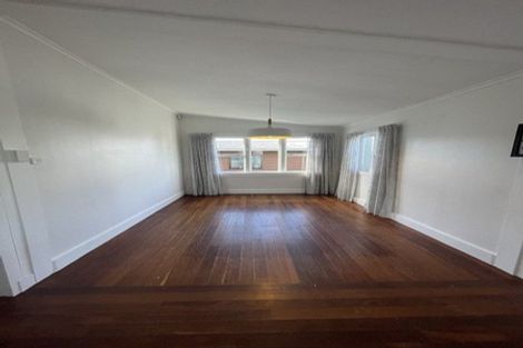 Photo of property in 87 Don Buck Road, Massey, Auckland, 0614