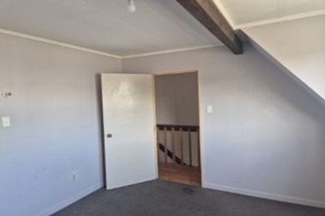 Photo of property in 25 Attlee Place, Gisborne, 4010