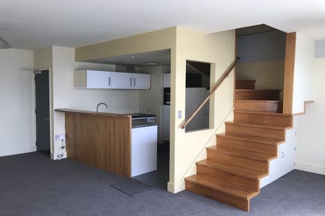Photo of property in St Pauls Apartments, 24/43u Mulgrave Street, Thorndon, Wellington, 6011