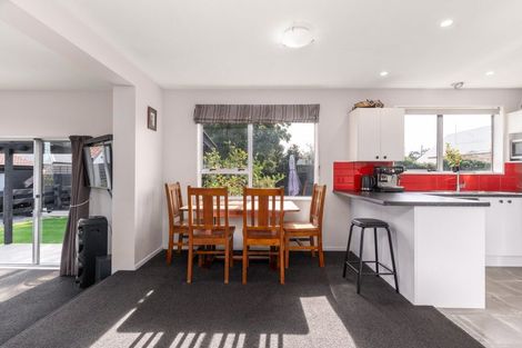 Photo of property in 32 Brookside Road, Rolleston, 7614