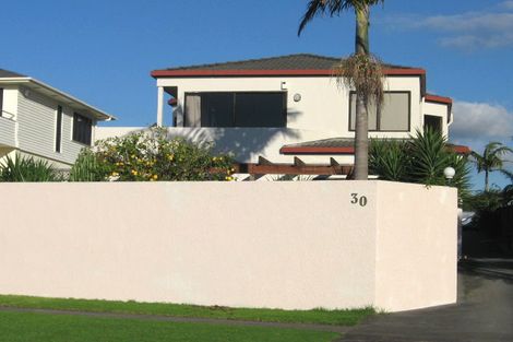 Photo of property in 30a Takutai Avenue, Bucklands Beach, Auckland, 2012