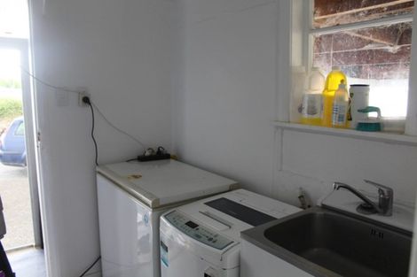 Photo of property in 16 James Street, Dannevirke, 4930