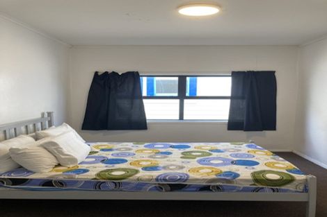 Photo of property in 81 Queens Drive, Lyall Bay, Wellington, 6022