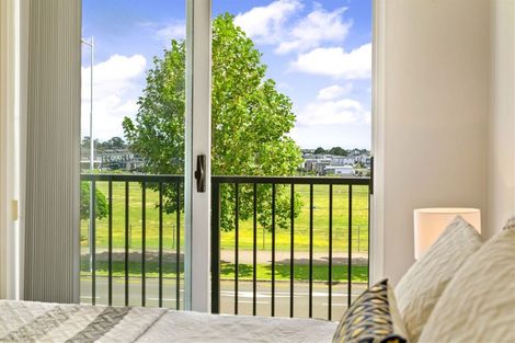 Photo of property in 16 Squadron Drive, Hobsonville, Auckland, 0616
