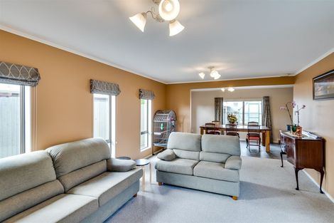 Photo of property in 6 Cooke Place, Taradale, Napier, 4112