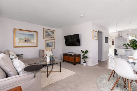 Photo of property in 4 Wadeley Road, Ilam, Christchurch, 8041
