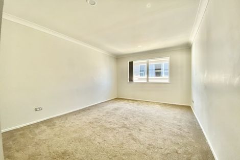 Photo of property in 70 Donegal Park Drive, Flat Bush, Auckland, 2019