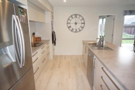 Photo of property in 22 Highgate Drive, Rangiora, 7400