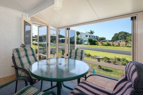 Photo of property in 29 Roretana Drive, Athenree, Katikati, 3177