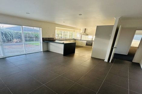Photo of property in 12 Stanford Street, Albany, Auckland, 0632