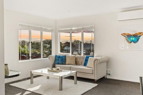 Photo of property in 26 Hinerau Street, Henderson, Auckland, 0612