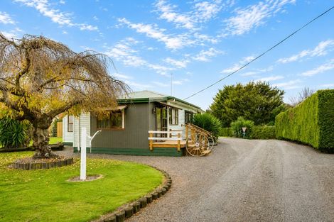 Photo of property in 402 Te Aute Road, Pukahu, Hastings, 4172