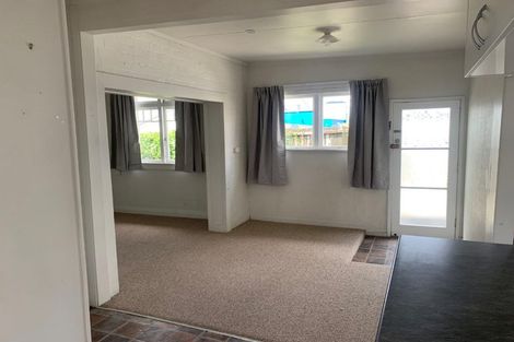 Photo of property in 2a Armstrong Avenue, Waitara, 4320