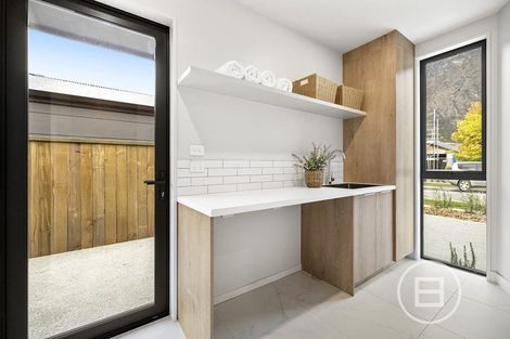 Photo of property in 22 Bale Road, Jacks Point, 9371