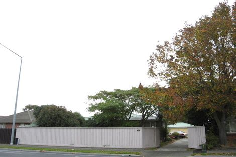 Photo of property in 10 Curletts Road, Sockburn, Christchurch, 8042