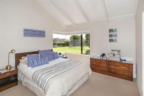 Photo of property in 60 Derbyshire Lane, Karaka, Papakura, 2580