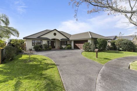 Photo of property in 12 Moy Place, East Tamaki Heights, Auckland, 2016