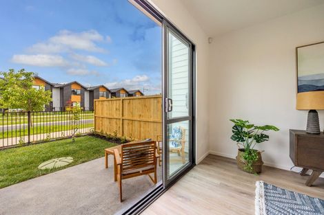 Photo of property in 67 Papatupu Way, Kumeu, 0810