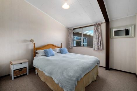 Photo of property in 4 Clematis Court, Wanaka, 9305