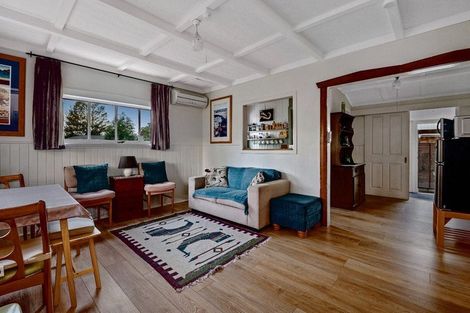 Photo of property in 11a John Road, Stanmore Bay, Whangaparaoa, 0932