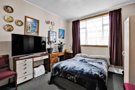 Photo of property in 73 Puriri Street, Hawera, 4610
