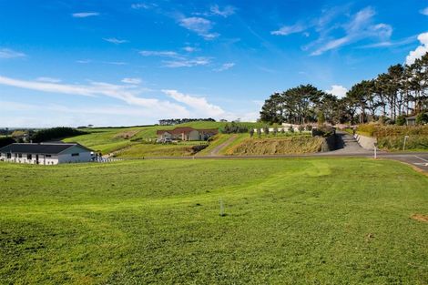 Photo of property in 1 Larlin Heights, Hawera, 4675