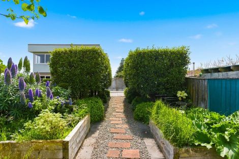 Photo of property in 43 Manuka Street, Otaki Beach, Otaki, 5512