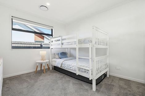 Photo of property in 19 Suffolk Drive, Kirwee, 7571