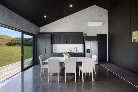Photo of property in 8 Kahu Lane, Minden, 3176