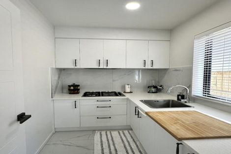 Photo of property in 24 Matahae Drive, Flat Bush, Auckland, 2019