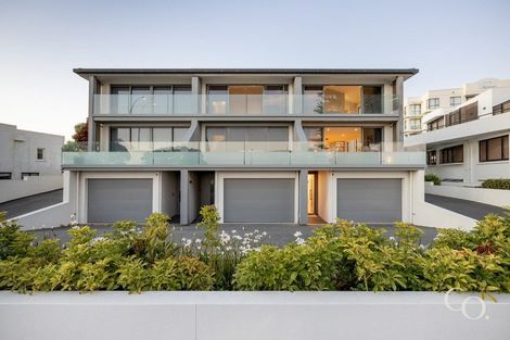 Photo of property in 13 Marine Parade, Mount Maunganui, 3116