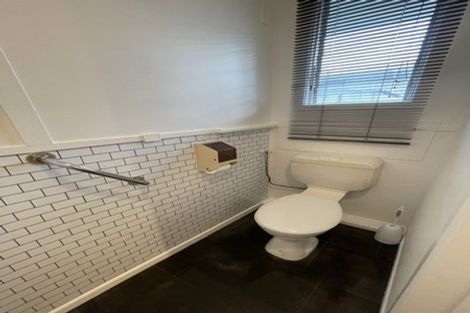 Photo of property in 2 Corilin Place, Mangakakahi, Rotorua, 3015