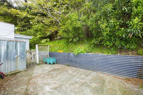 Photo of property in 24 Deller Grove, Silverstream, Upper Hutt, 5019