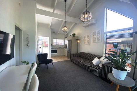 Photo of property in 3 Bellbird Place, Orewa, 0931