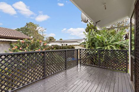 Photo of property in 4/14 Beaubank Road, Kelston, Auckland, 0602