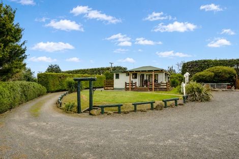Photo of property in 402 Te Aute Road, Pukahu, Hastings, 4172