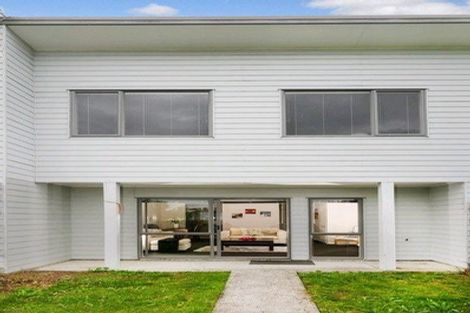 Photo of property in 25/3 Hulme Place, Henderson, Auckland, 0612