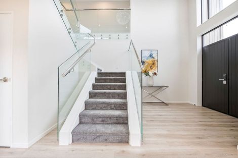 Photo of property in 18 Lime Hill Rise, Flat Bush, Auckland, 2019