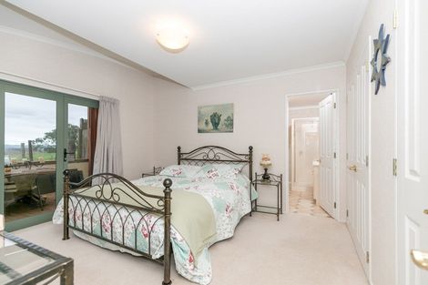Photo of property in 26 Highgrove Drive, Grandview Heights, Hamilton, 3200
