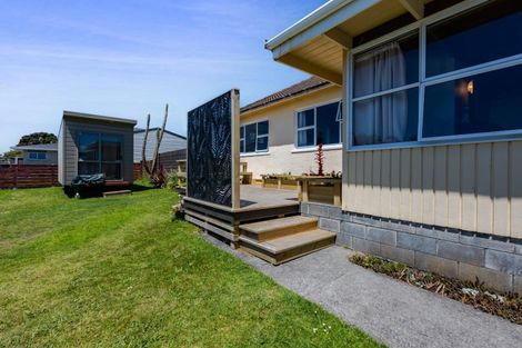 Photo of property in 205 South Road, Spotswood, New Plymouth, 4310